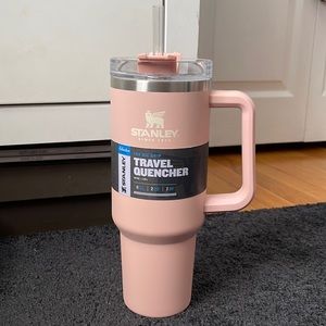 NEW! 40oz Stanley Tumbler